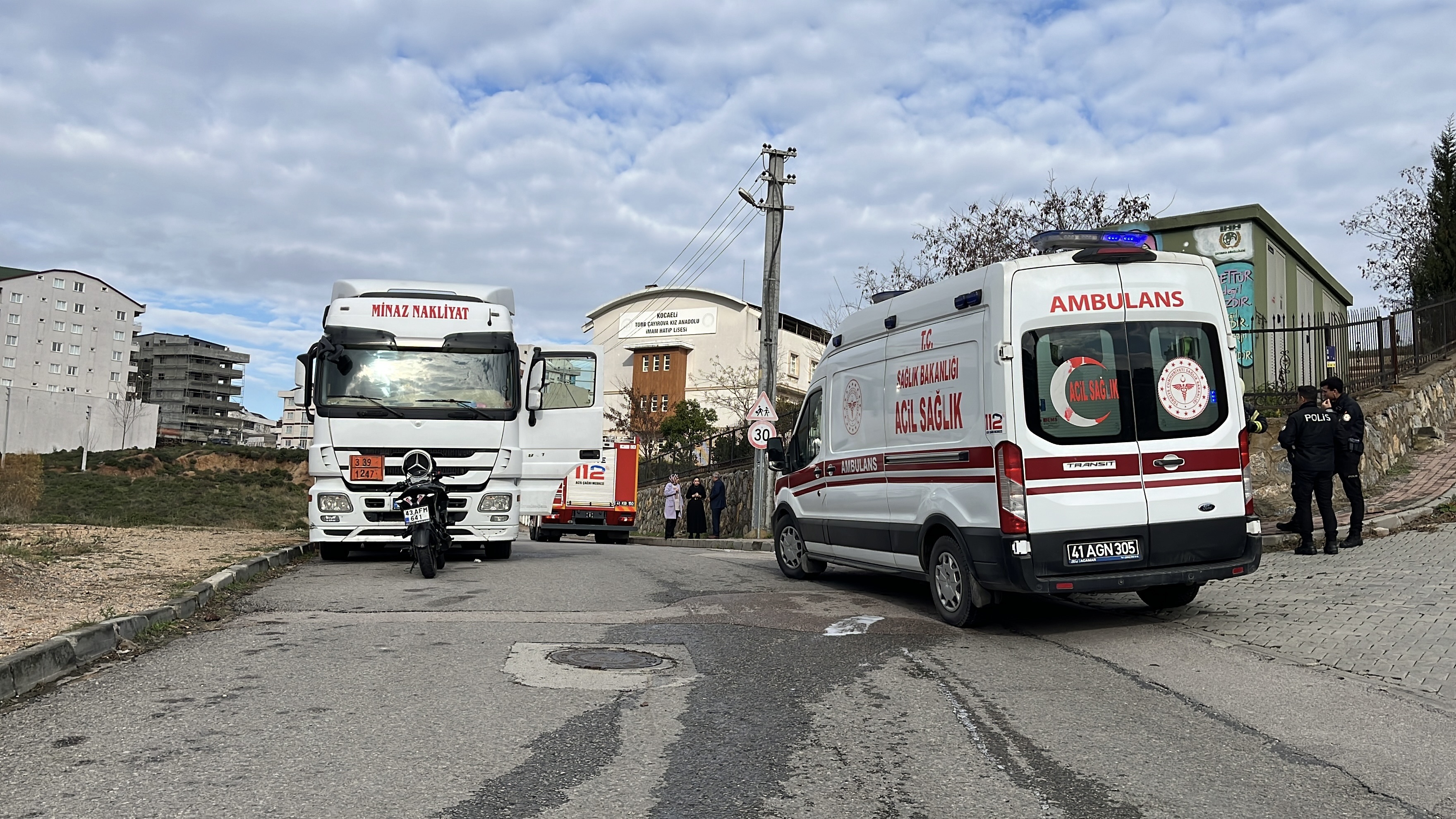 yuzune-kimyasal-madde-temas-eden-tanker-466205-137804.jpg