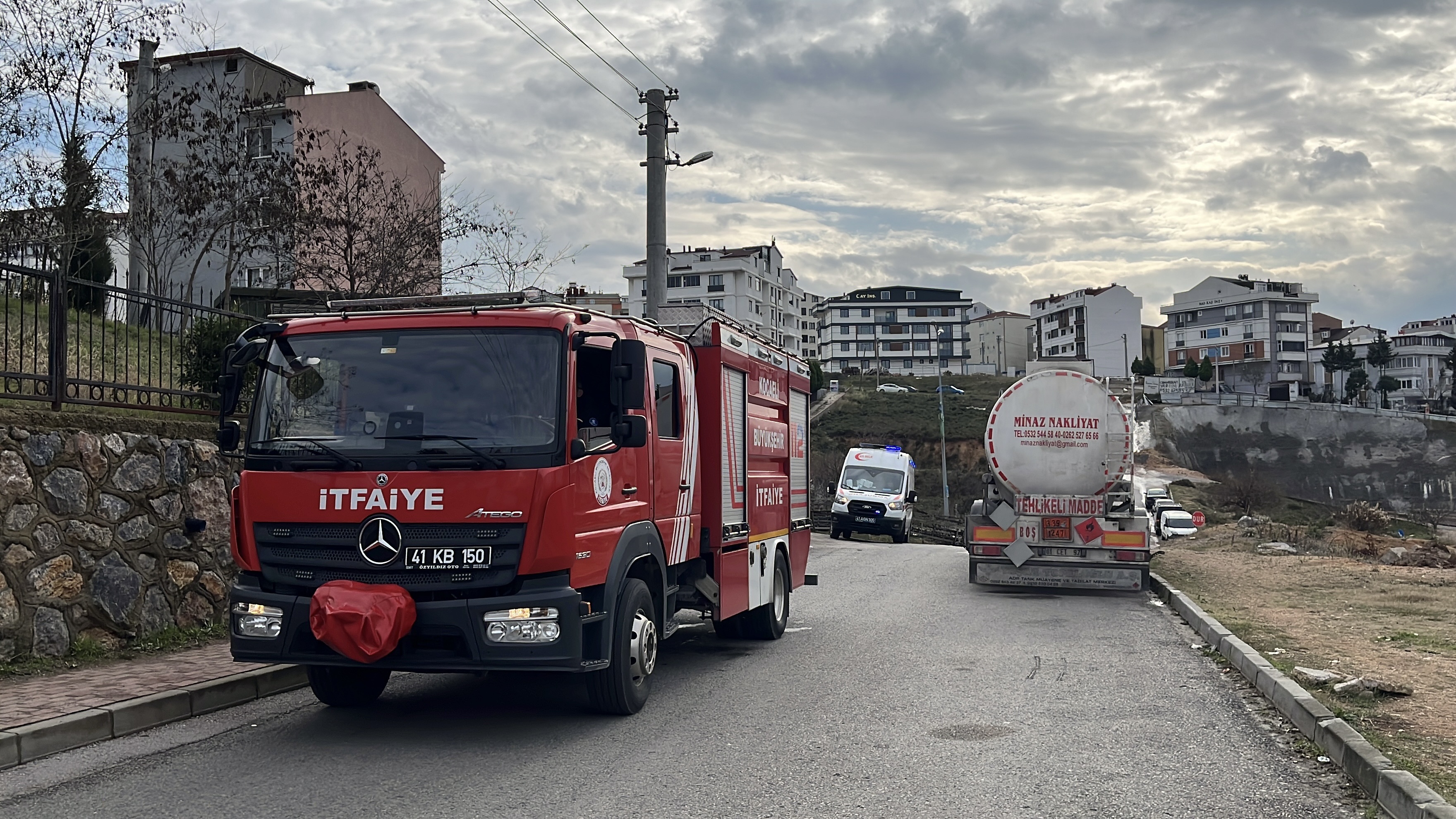 yuzune-kimyasal-madde-temas-eden-tanker-466206-137804.jpg