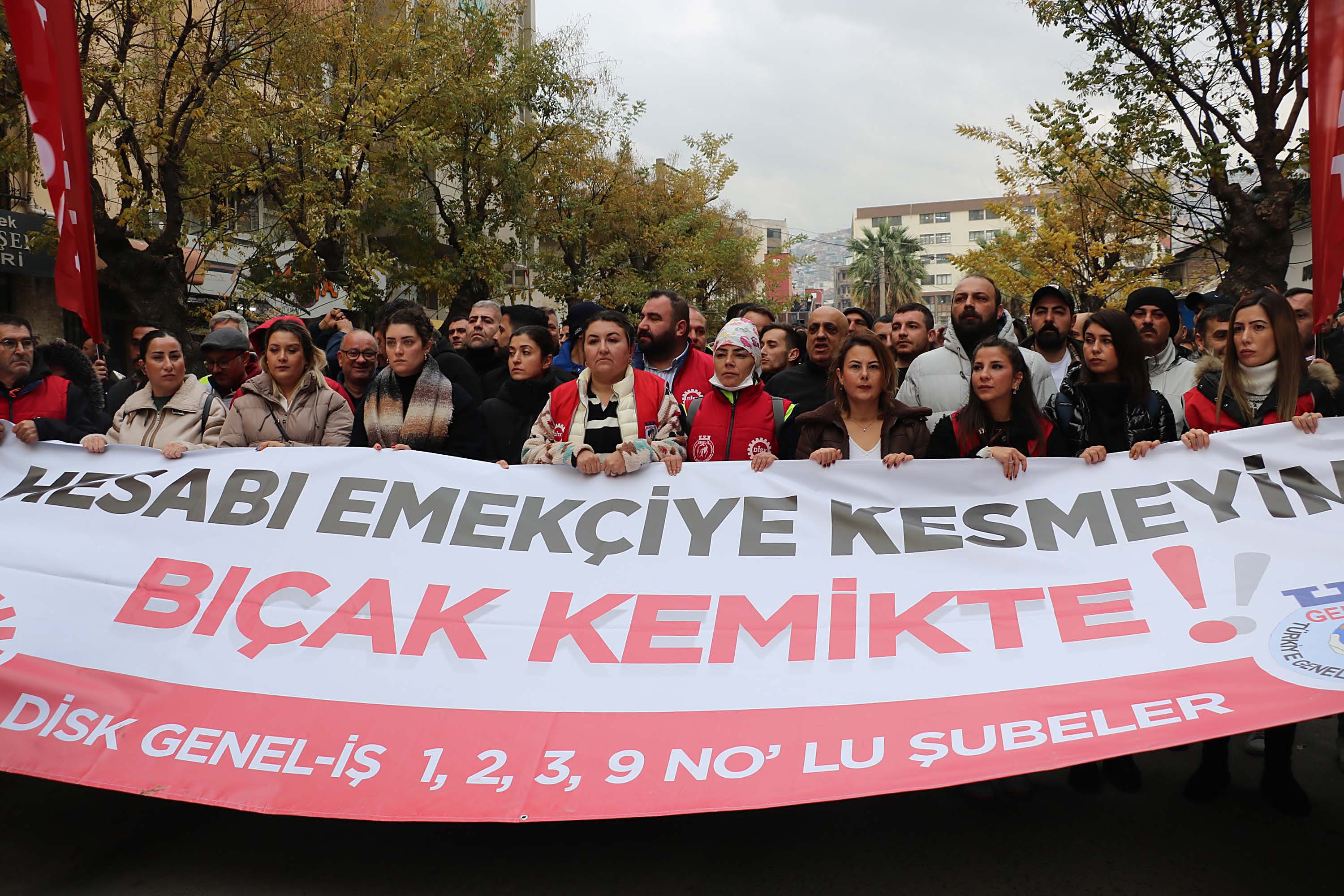 izmir-buyuksehir-belediyesinde-maaslari-505005-149440.jpg