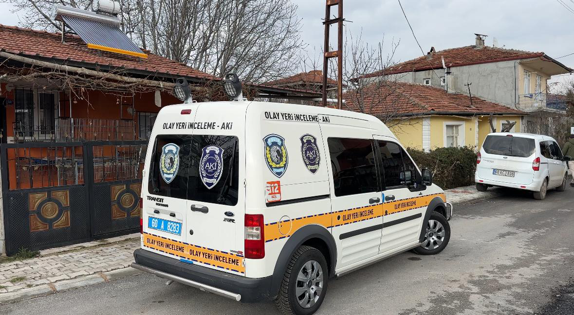 arkadasini-baltayla-oldurup-ben-adam-o-531031-157291.jpg