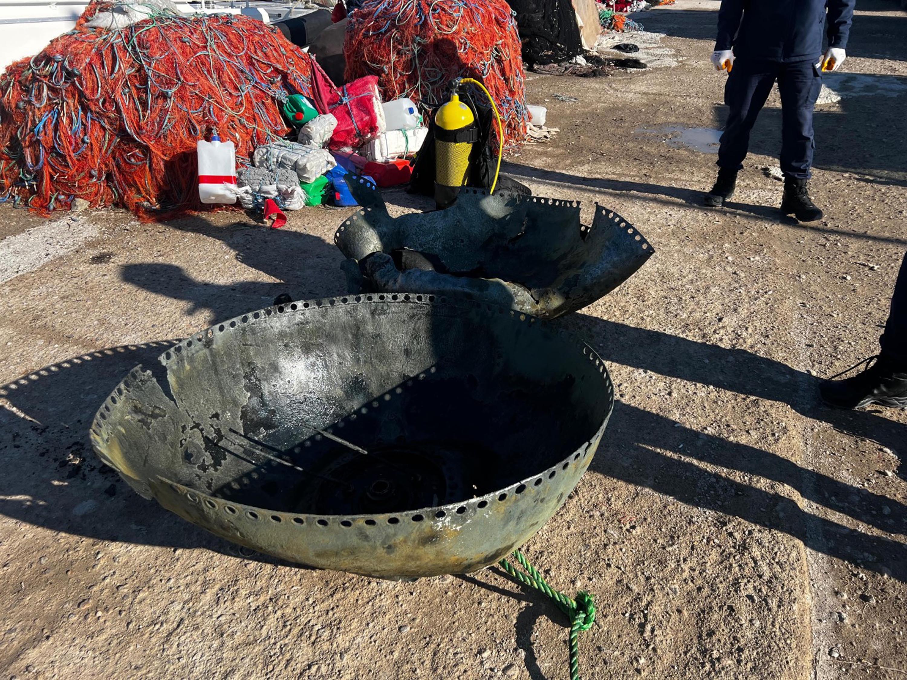 canakkalede-denizde-bulunan-mayin-imha-533184-157922.jpg
