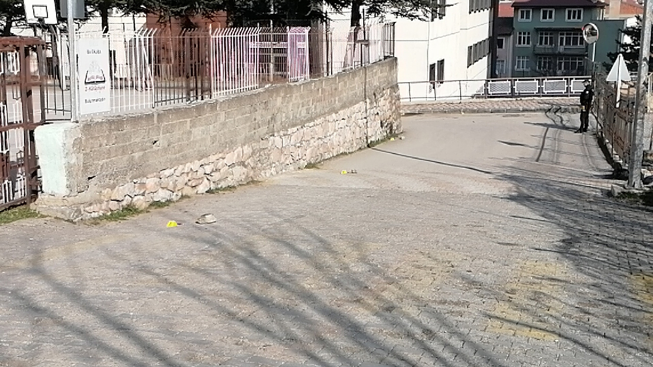 tokatta-silahli-kavga-2-yarali-543502-161122-001.jpg