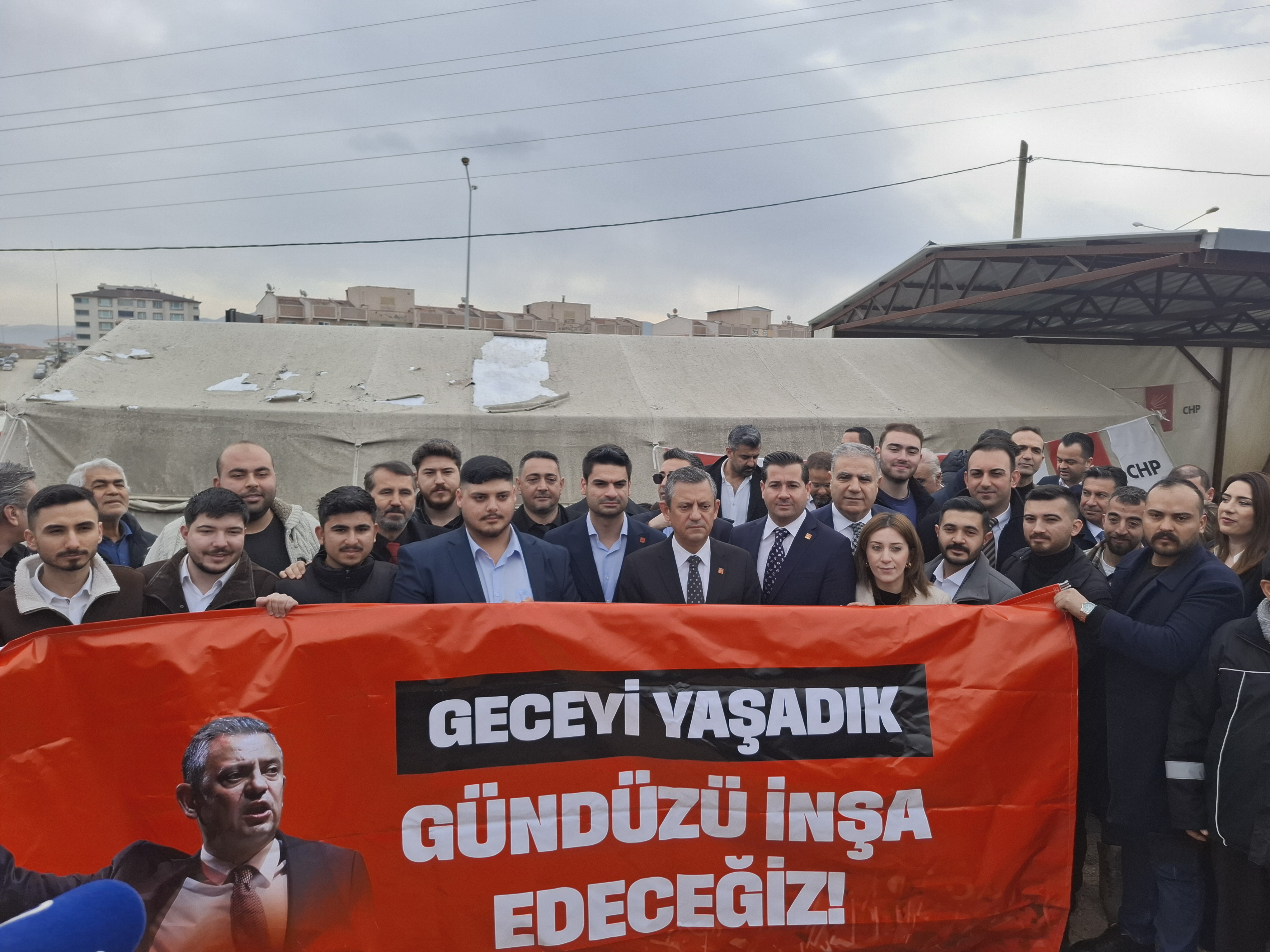 chp-genel-baskani-ozgur-ozel-hatayda-551660-163539.jpg