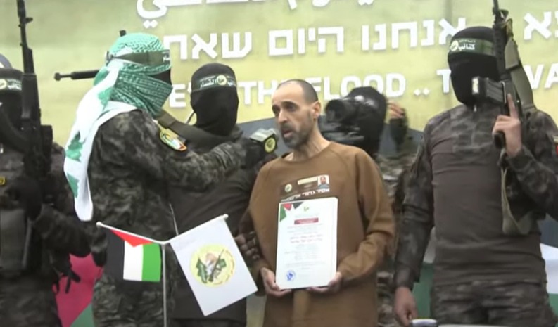 hamas-3-israilli-esiri-kizilhaca-tesli-553594-164064.jpg