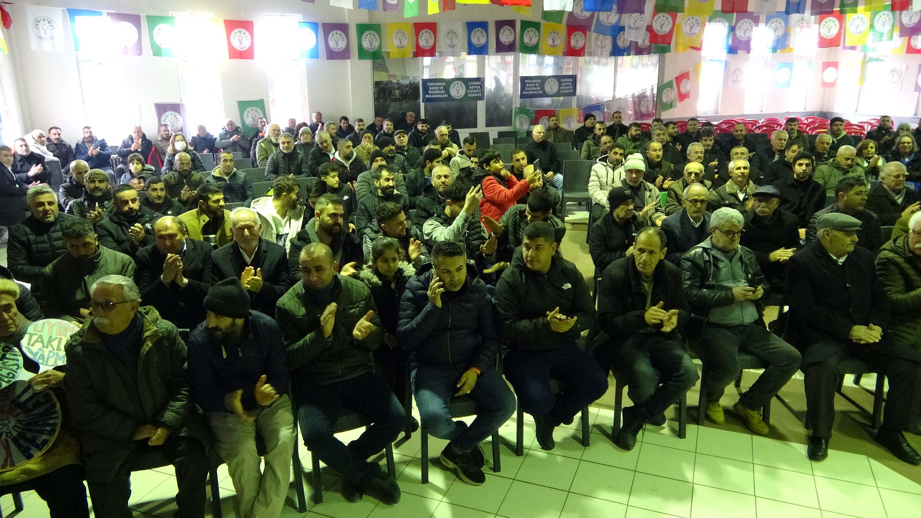 dem-partili-bakirhan-cagri-turkiyeyi-555473-164589.jpg