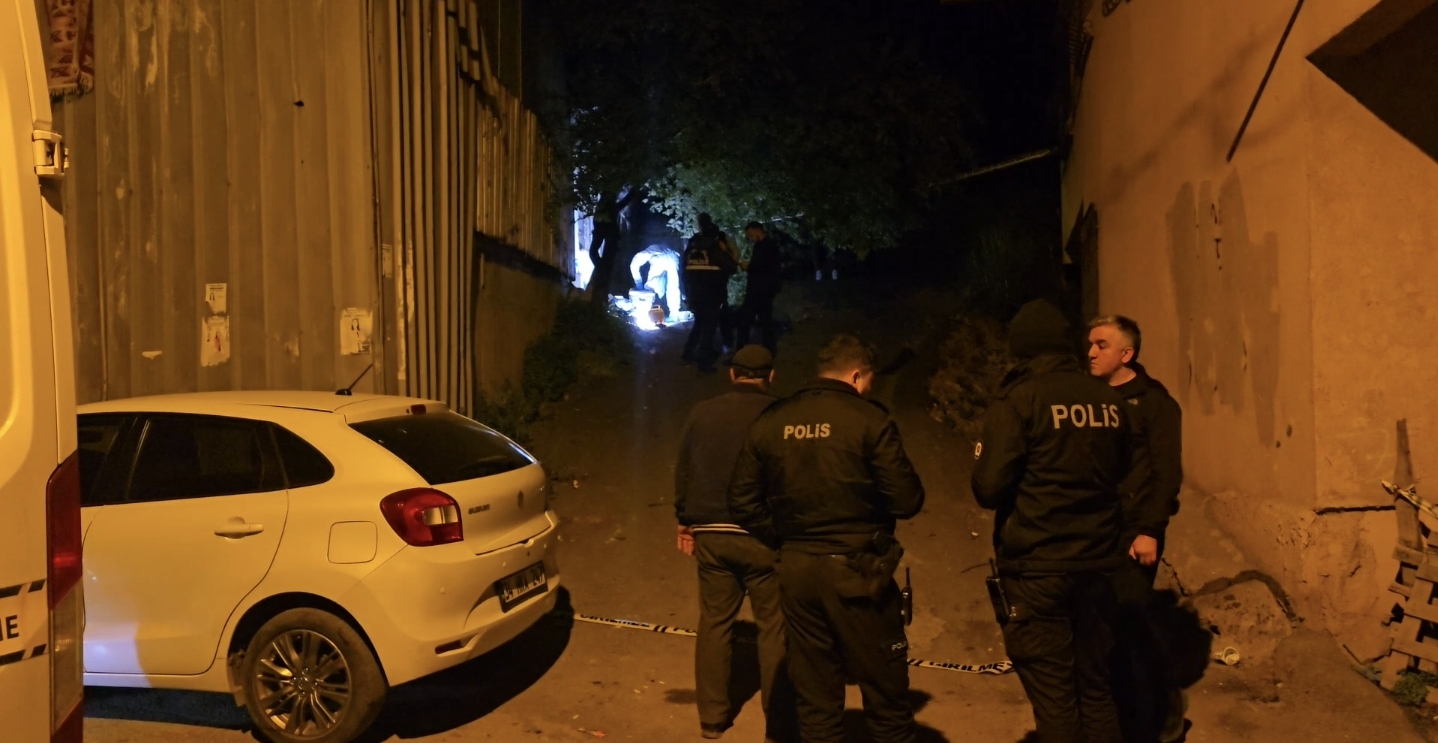 istanbul-umraniyede-sokakta-basindan-680117-201414.jpg