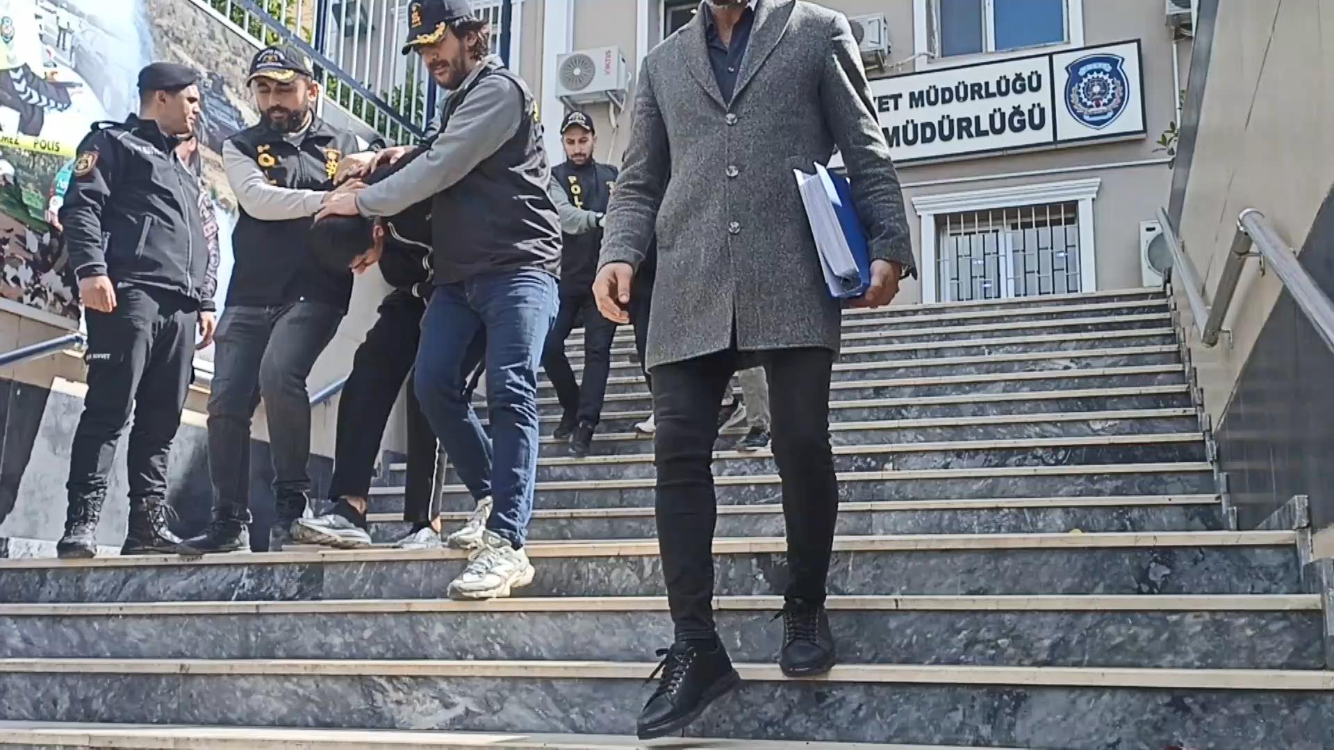 istanbul-minguzzi-ailesini-tehdit-eden-710046-210123.jpg