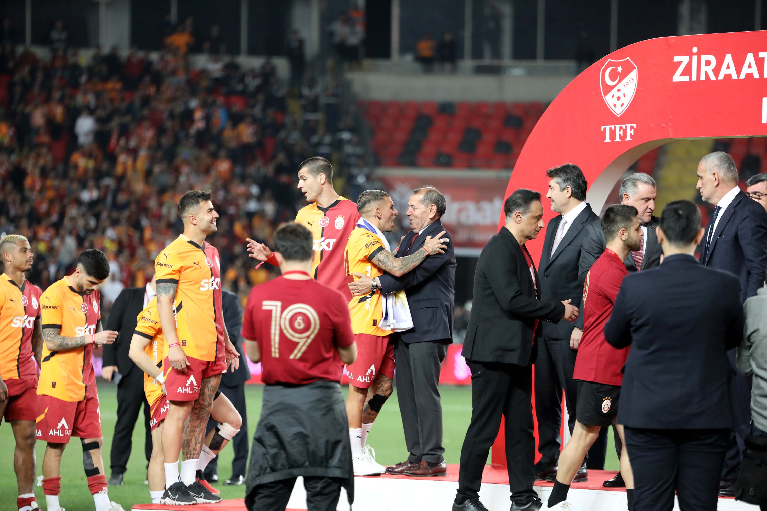 galatasaray-ziraat-turkiye-kupasinin-1-712830-210904.jpg