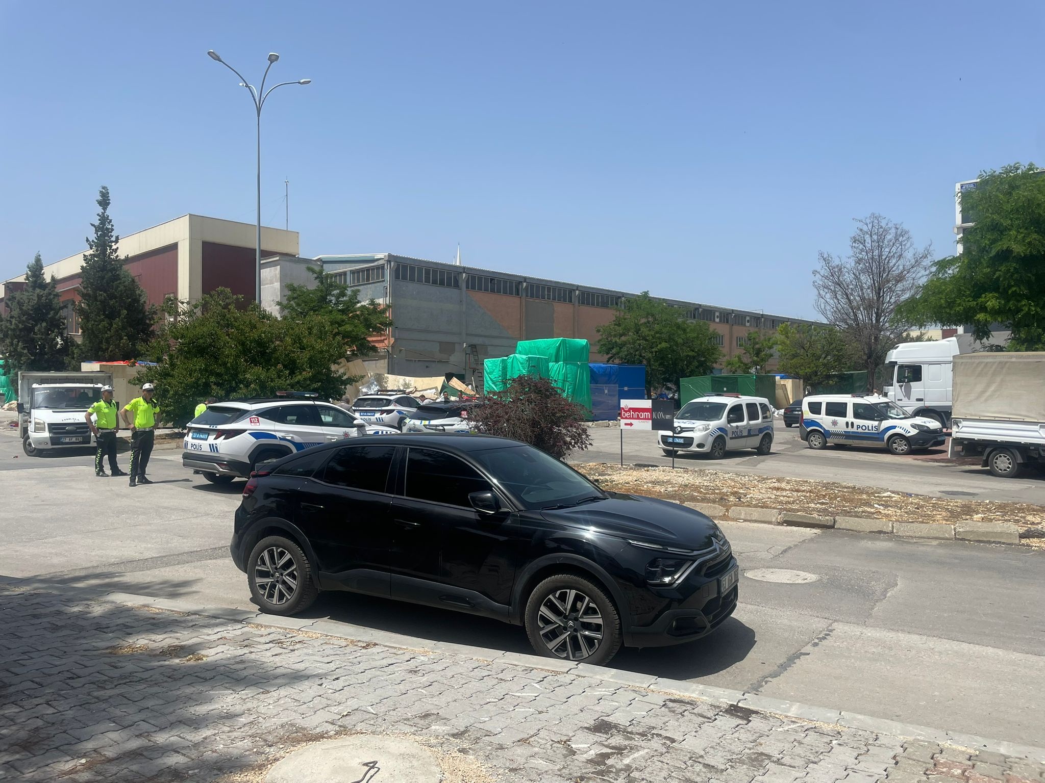 hali-fabrikasinda-buhar-kazani-patladi-717582-212236.jpg