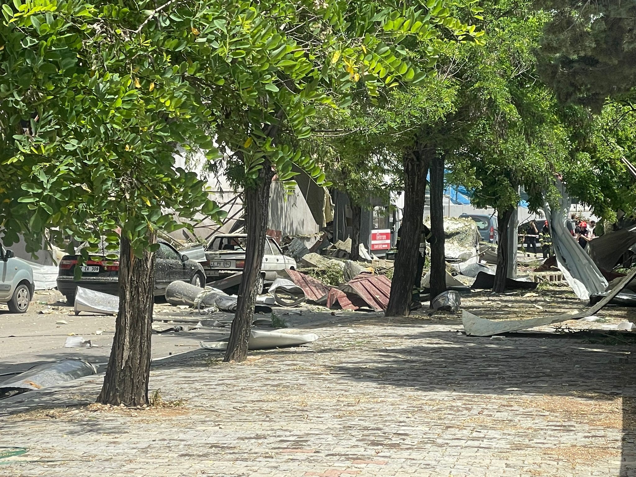 hali-fabrikasinda-buhar-kazani-patladi-717588-212236.jpg