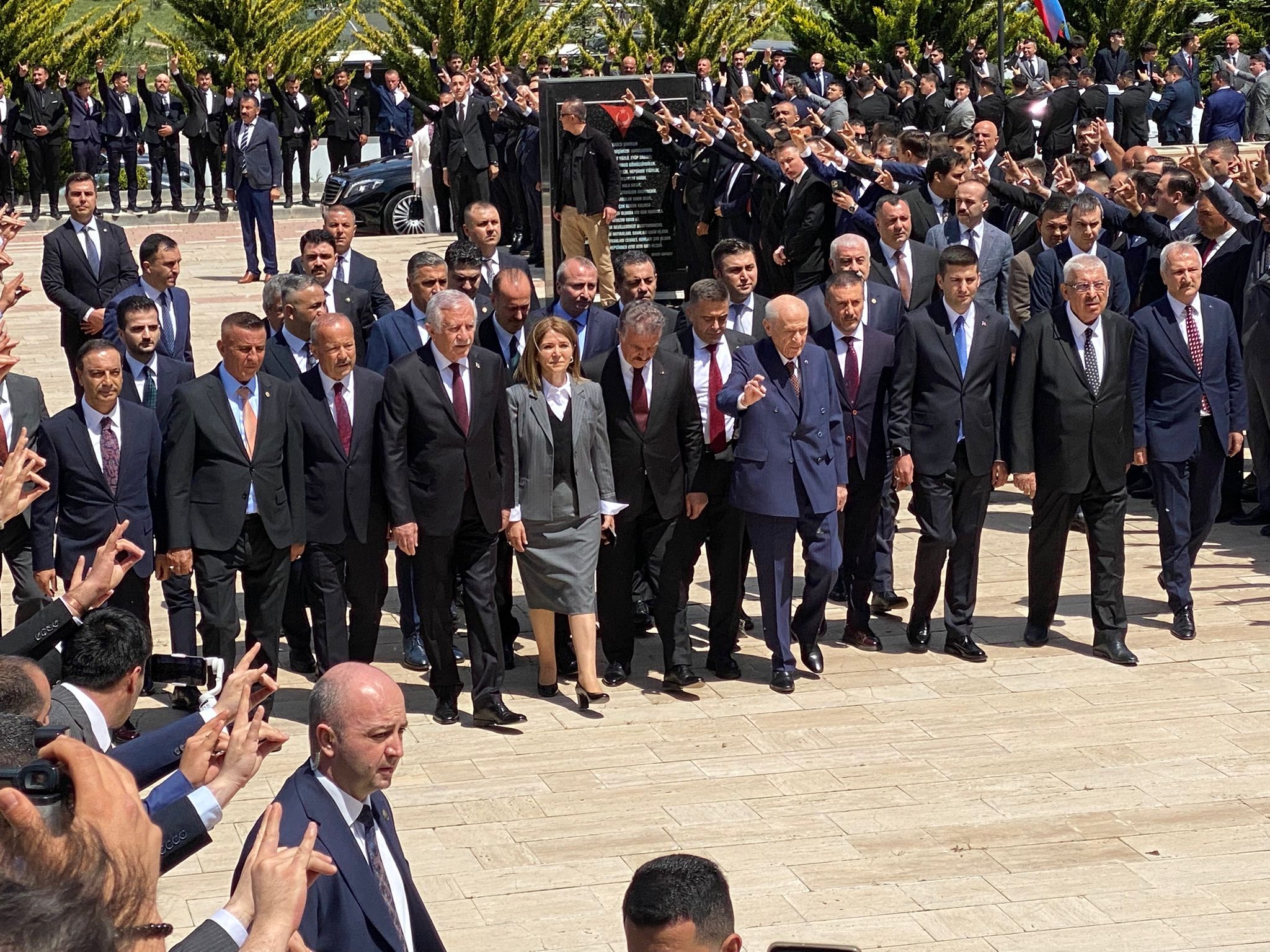 bahceli-her-seyin-bir-vakti-vardir-735549-217231.jpg