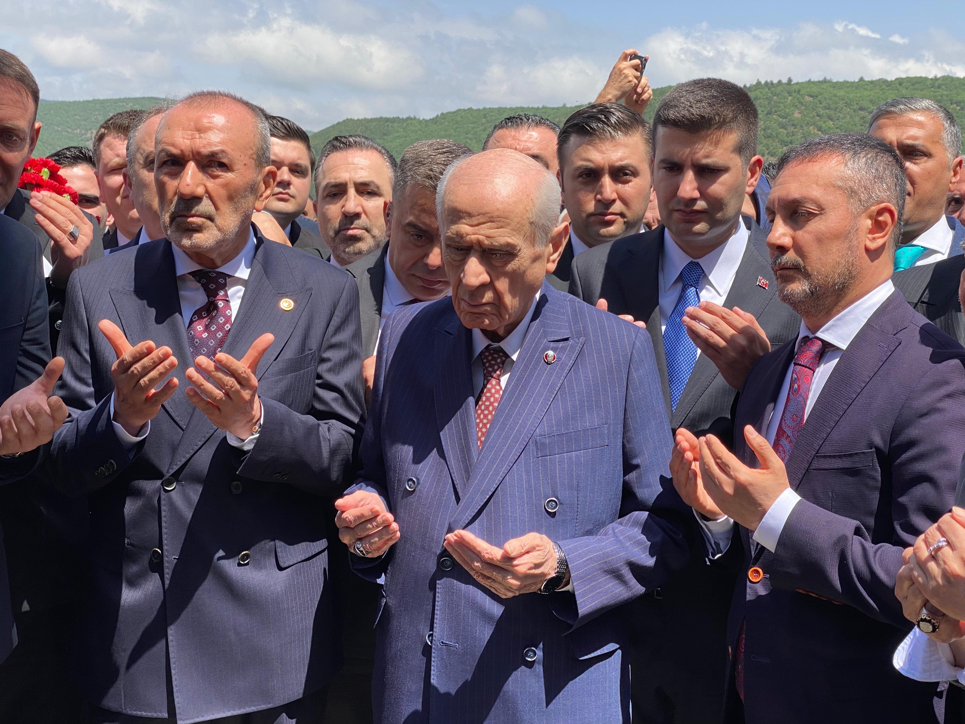 bahceli-her-seyin-bir-vakti-vardir-735551-217231.jpg
