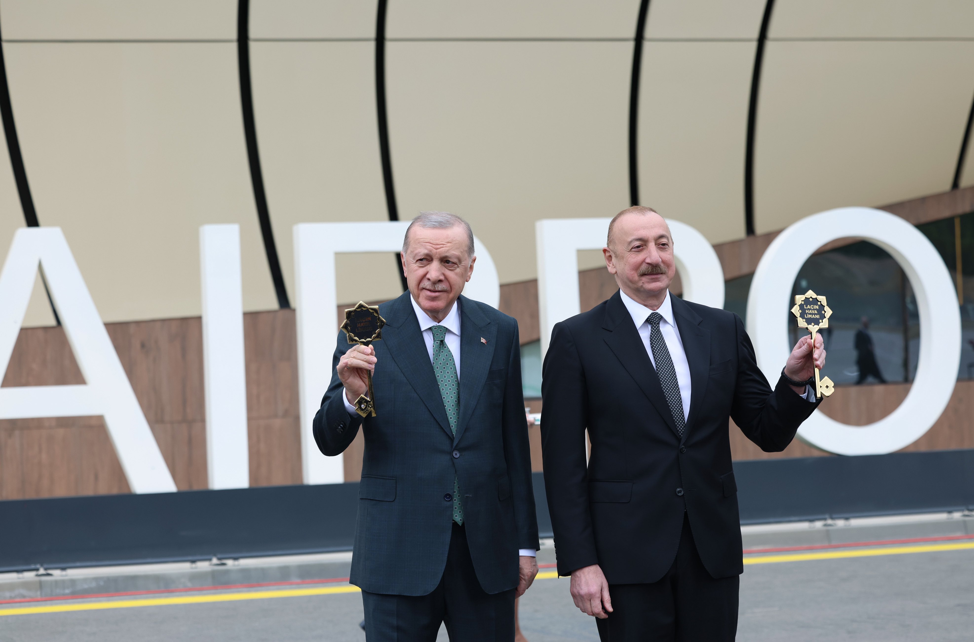 cumhurbaskani-erdogan-azerbaycanda-v-736718-217552.jpg
