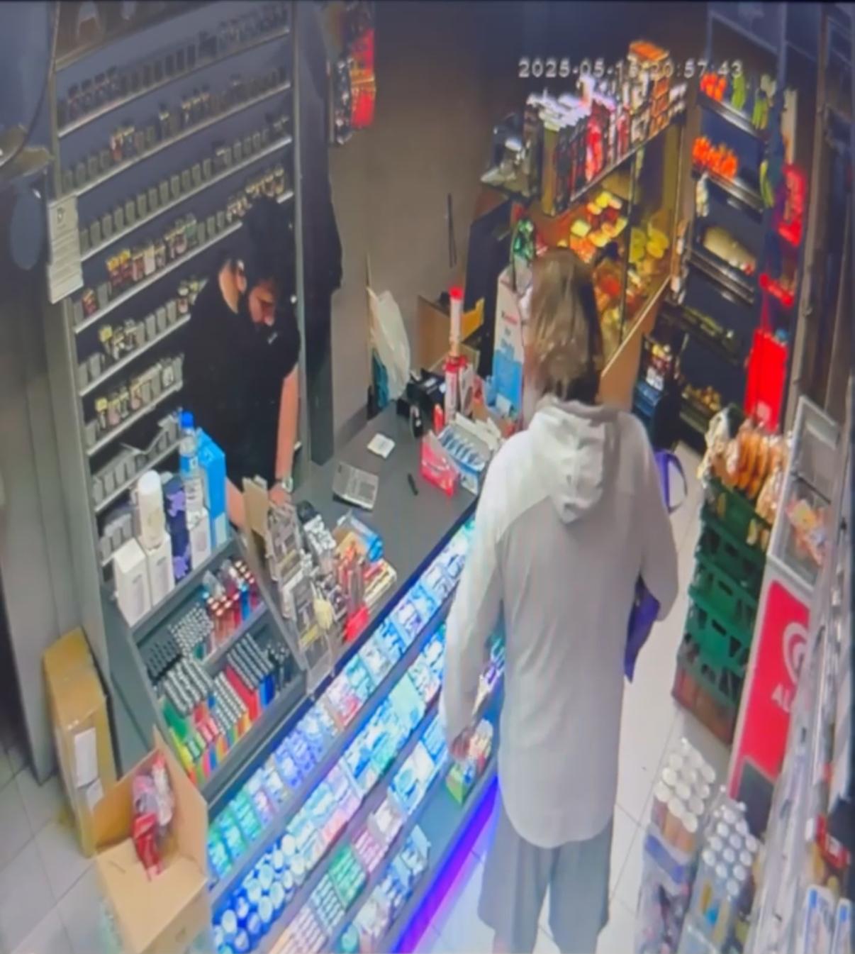 istanbul-bebekte-moldovadan-getirile-757948-223679.jpg