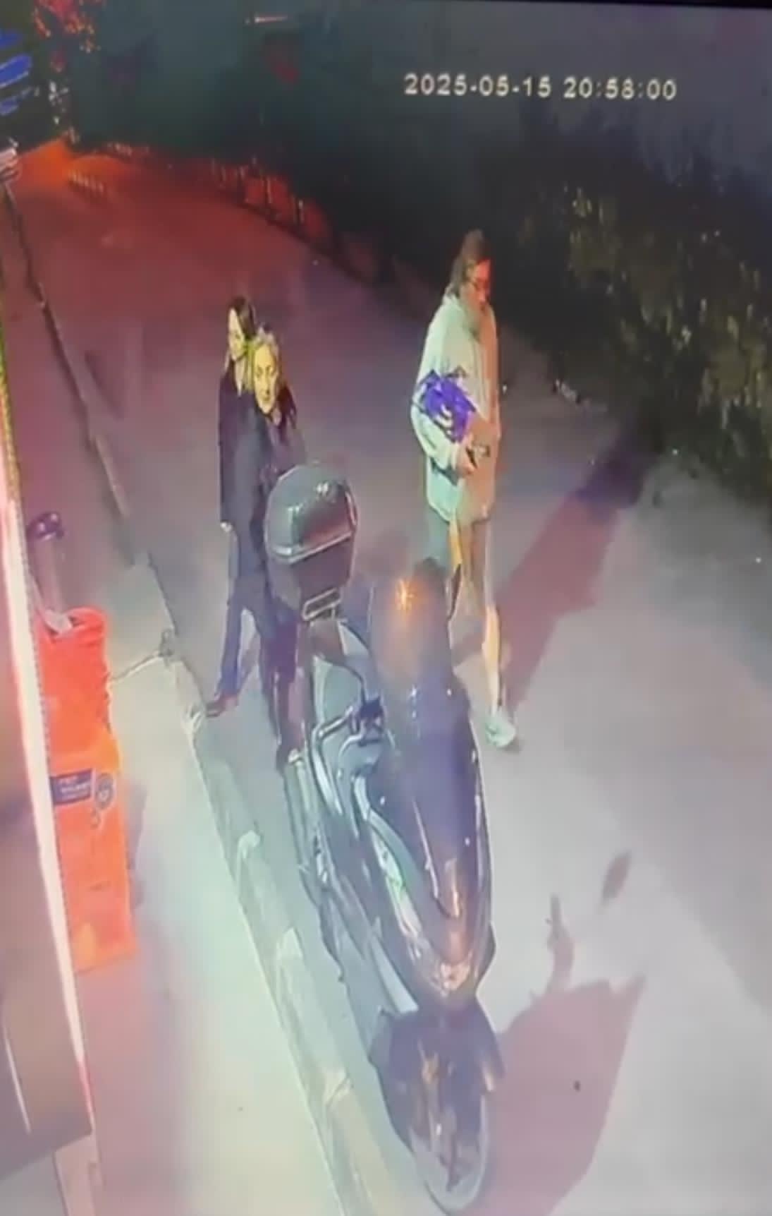 istanbul-bebekte-moldovadan-getirile-757949-223679.jpg
