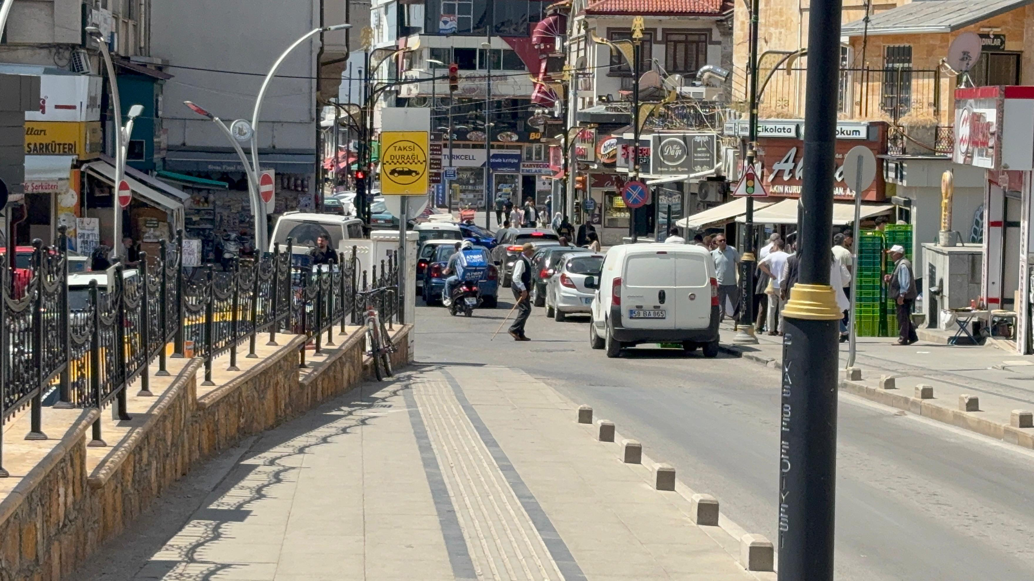 sivasta-4-buyuklugunde-deprem-763021-225194.jpg