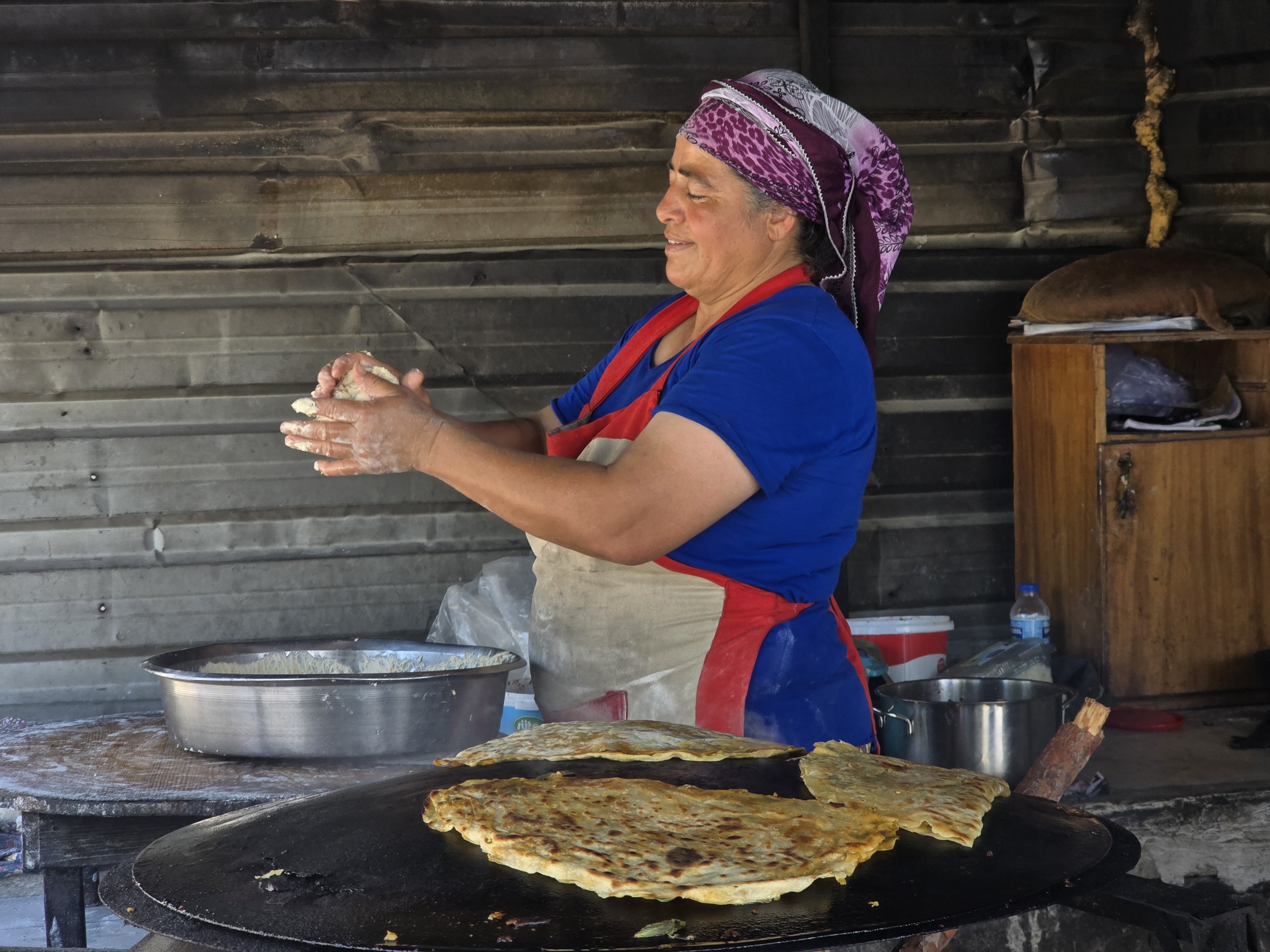 depremzede-kadinlarin-tandir-mesaisi-ek-765246-225874.jpg