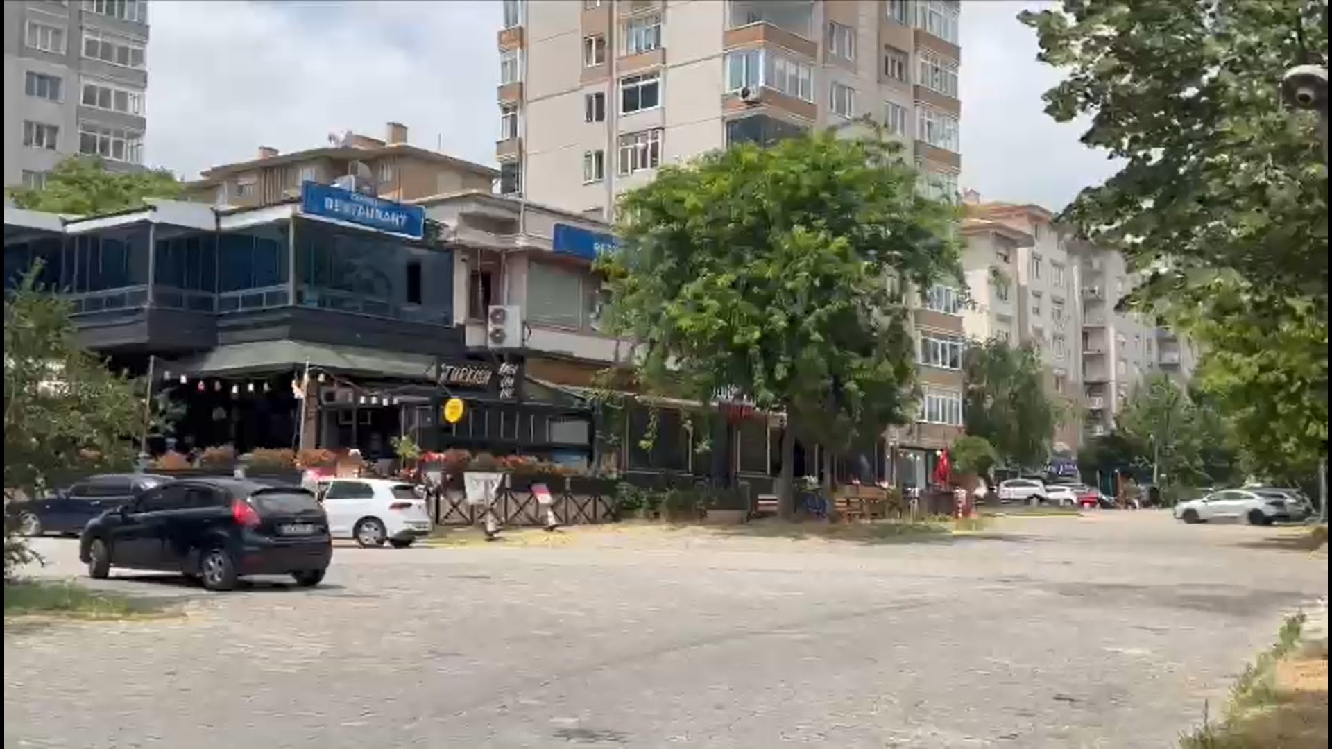 istanbul-buyukcekmecede-eglenmeye-gitti-767661-226646.jpg