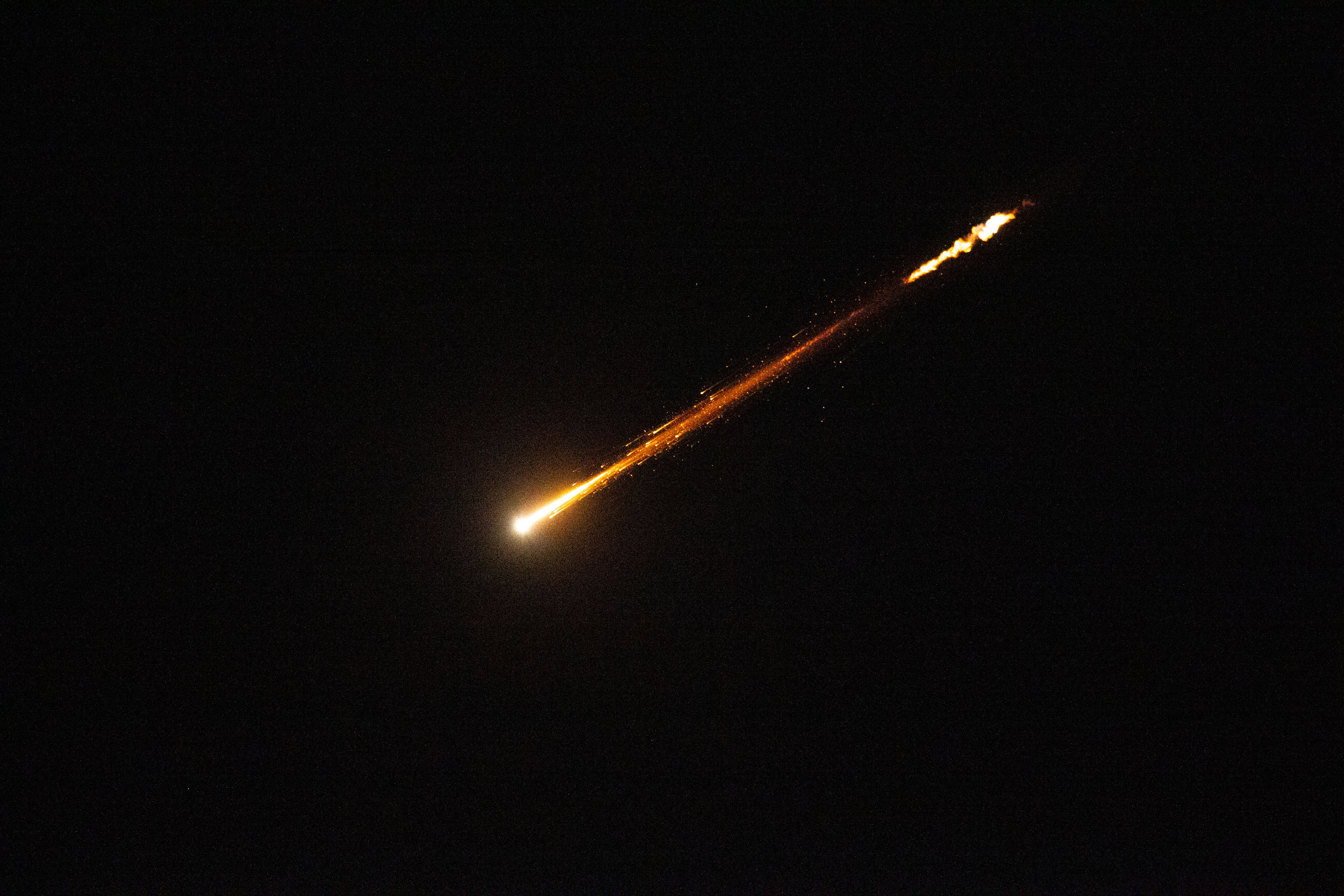 iran-israilin-baskenti-tel-avive-fuze-768941-227091.jpg
