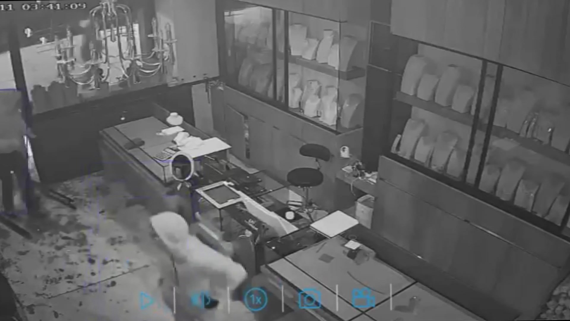 istanbul-basaksehirde-3-dakikada-3-mil-771430-227864.jpg