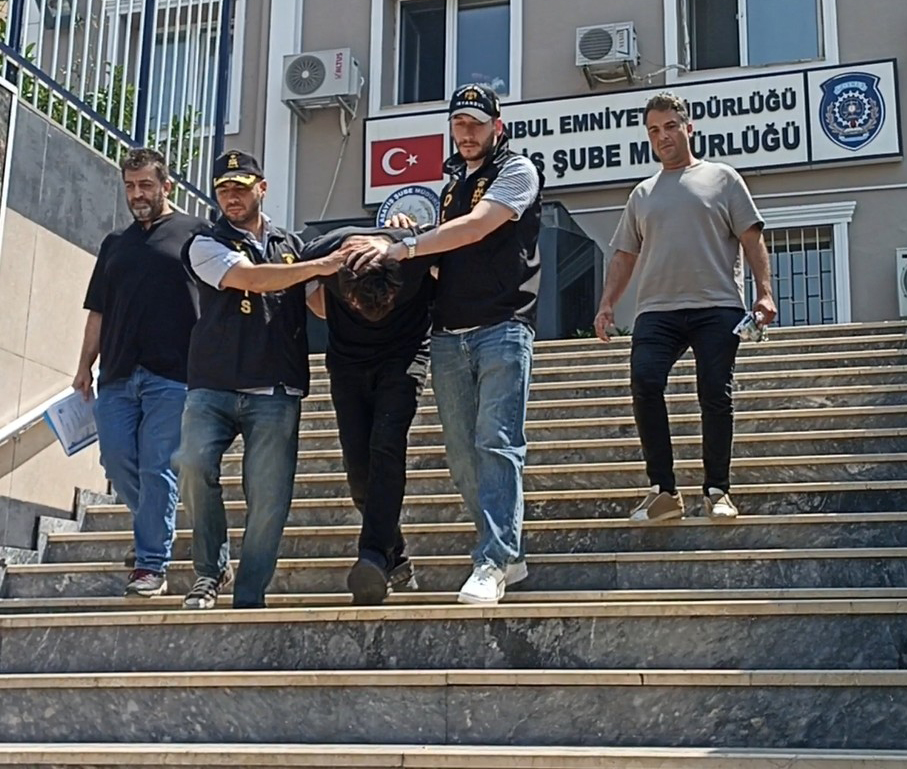 istanbul-fatihte-otomobildeki-cinayet-775357-229163.jpg