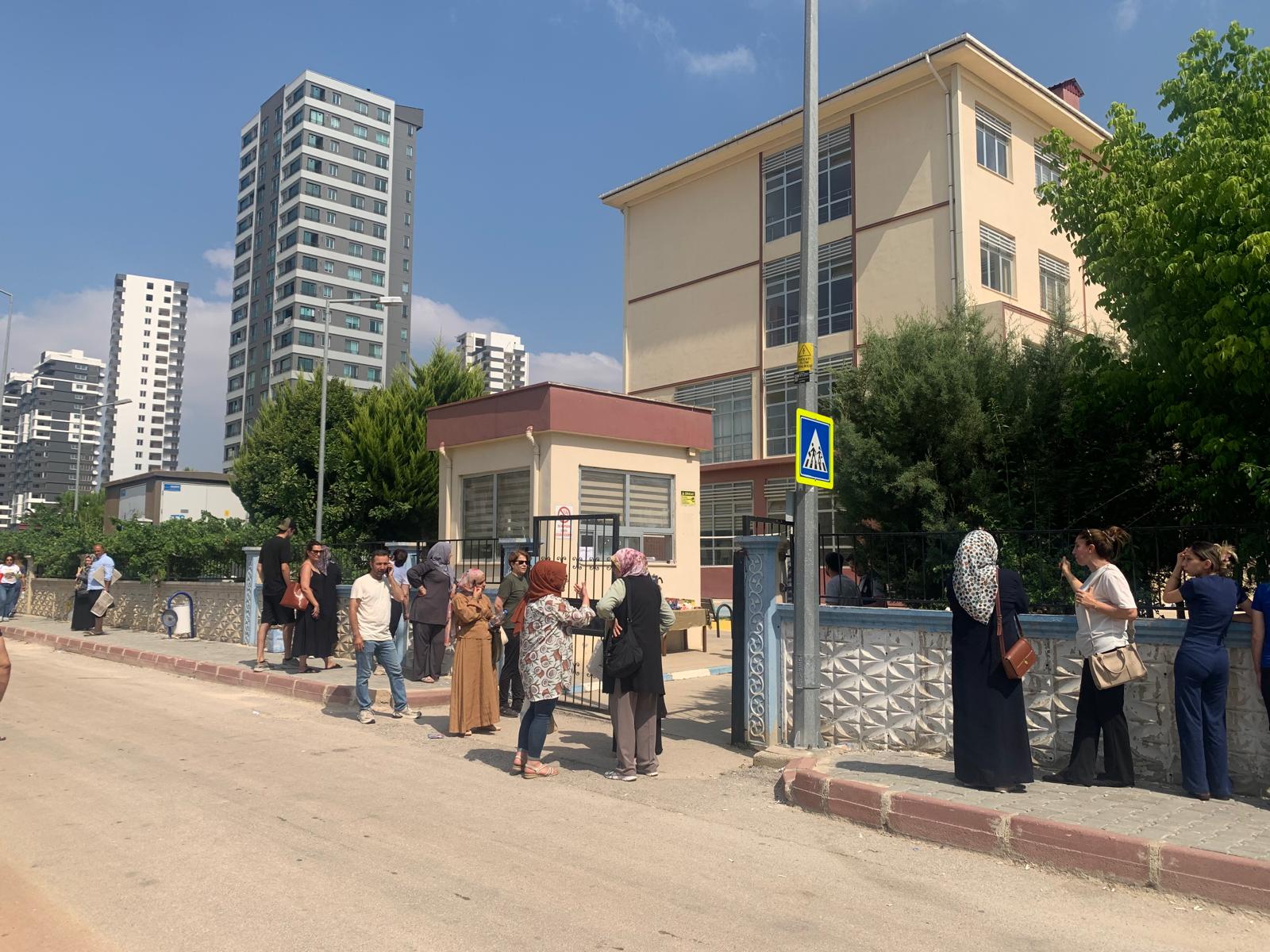 2025-yks-tyt-oturumu-ile-basladi-776338-229450.jpg
