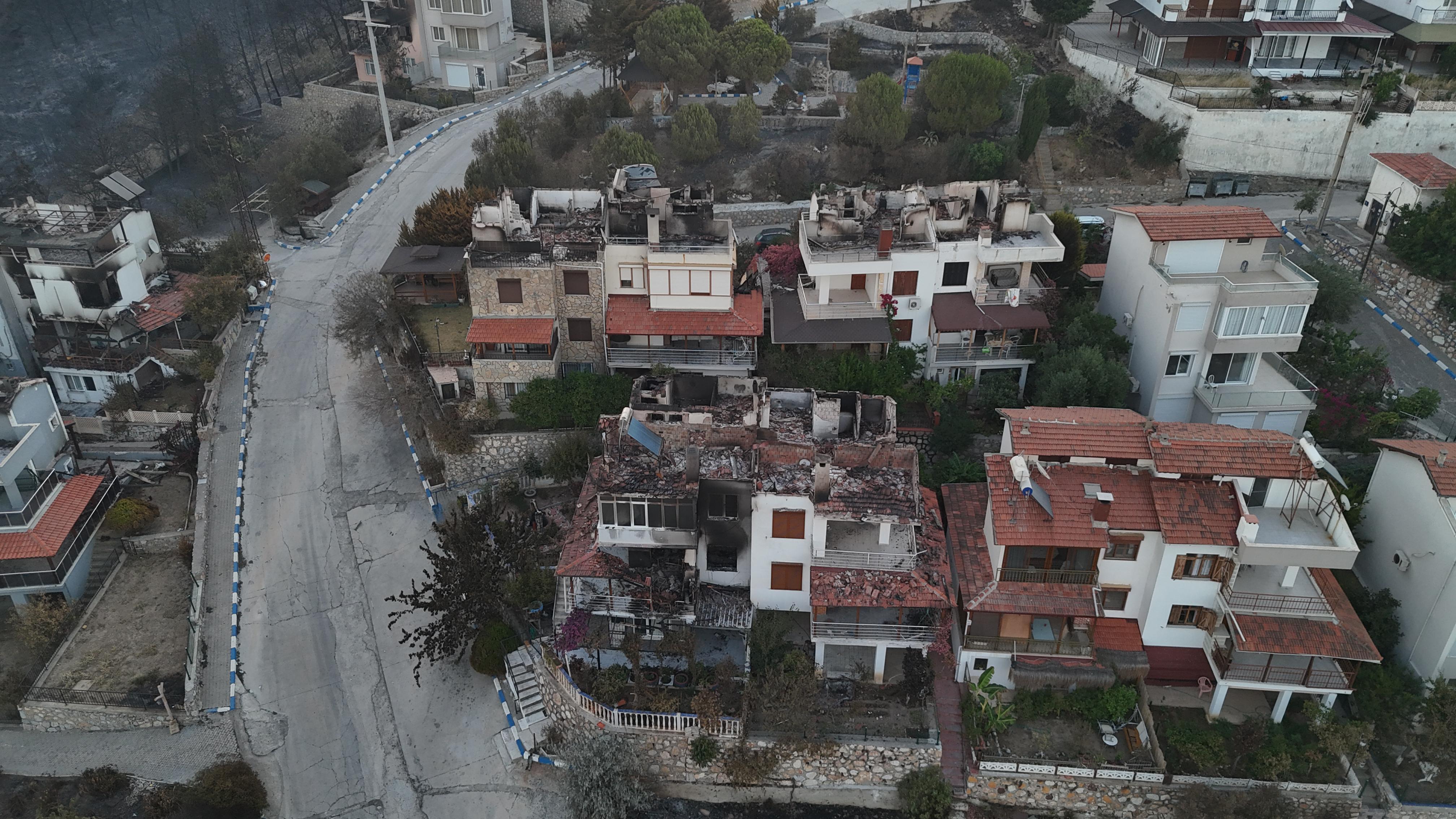 izmirdeki-orman-yangini-3uncu-gununde-792952-234564.jpg