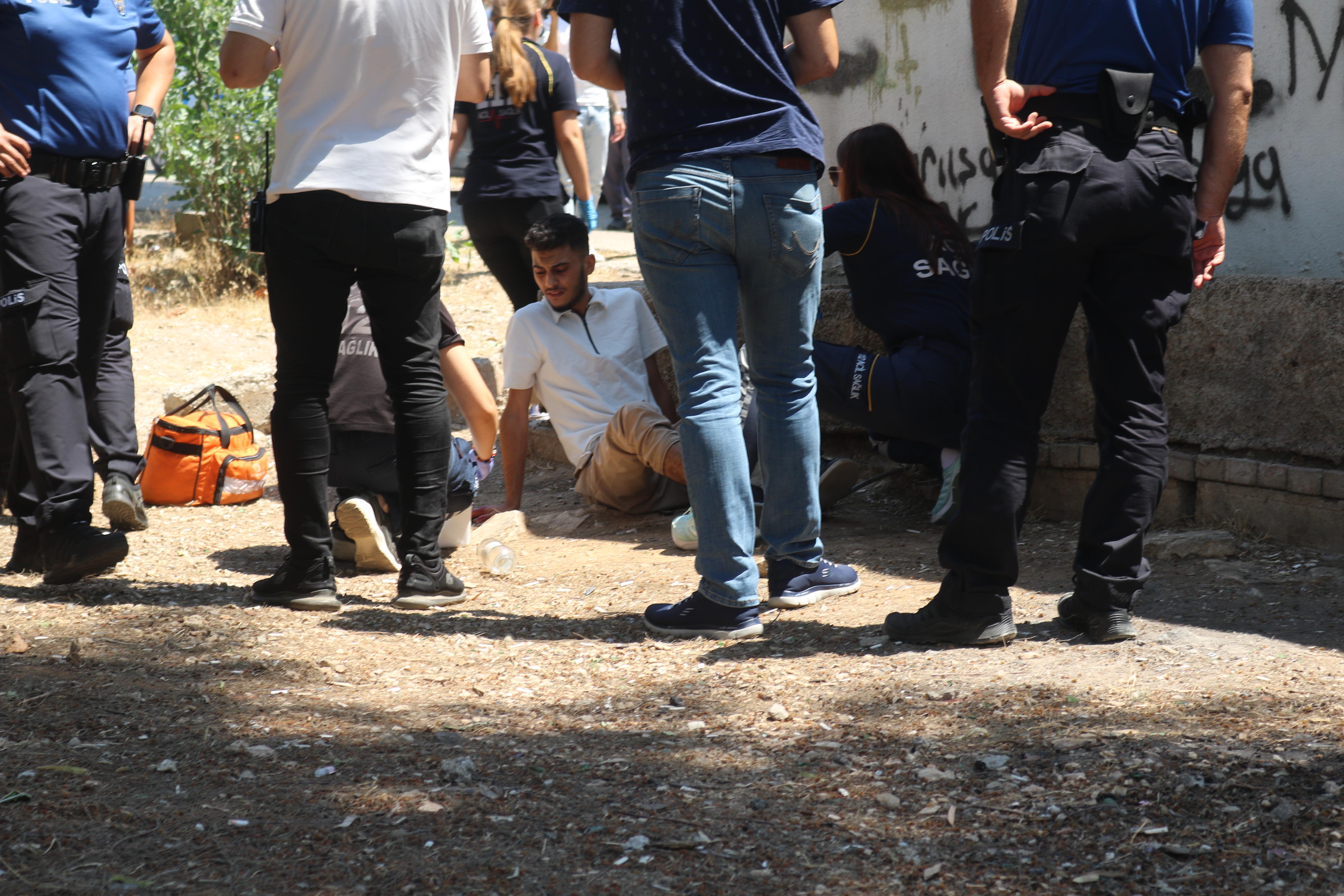 cocuk-parkinda-5-bin-lira-alacagi-oldugu-805031-238350.jpg
