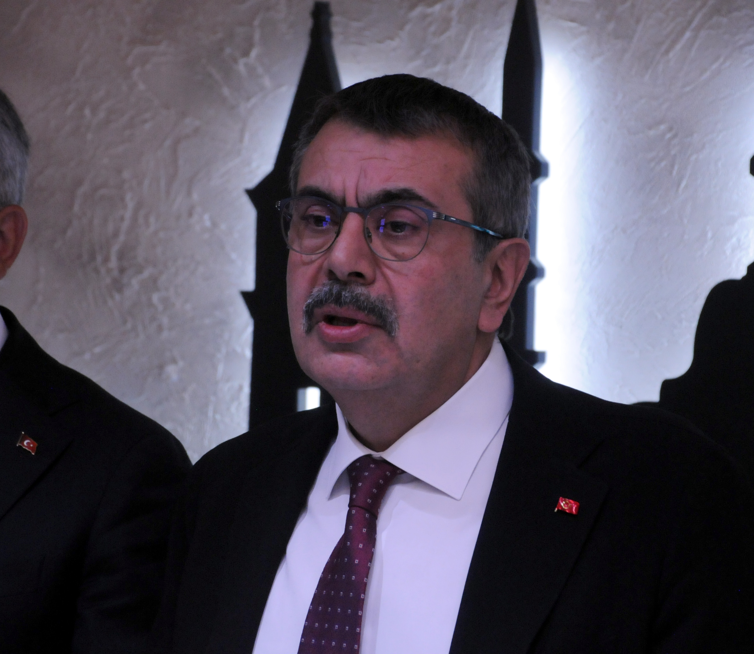 bakan-tekin-lgs-sonuclari-yarin-aciklan-808638-239455.jpg
