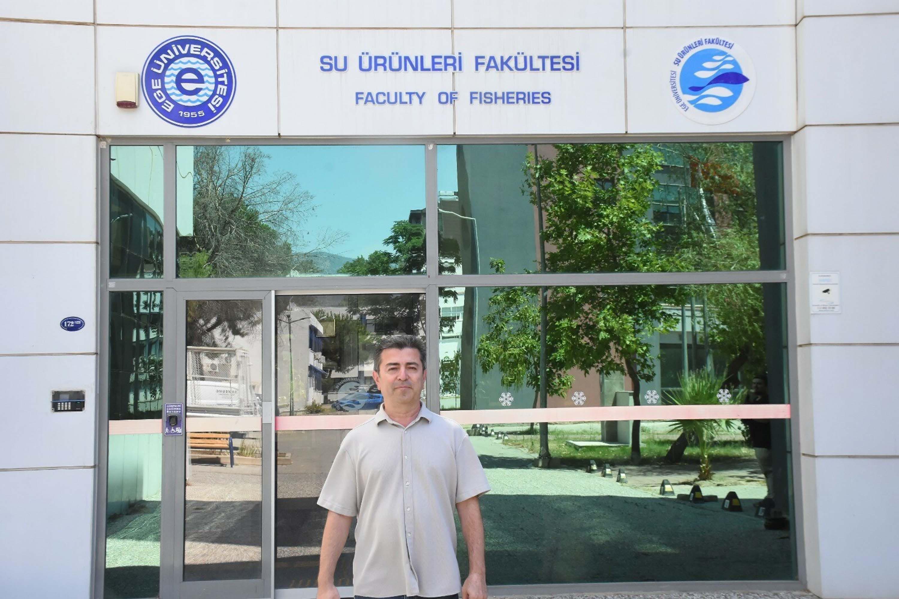 izmir-korfezinde-yeniden-balik-olumler-807850-239229.jpg