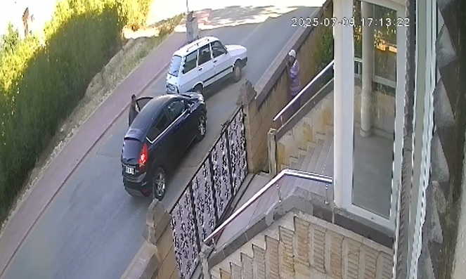 kirsehir-araciyla-onunu-kestigi-otomobi-808454-239411.jpg