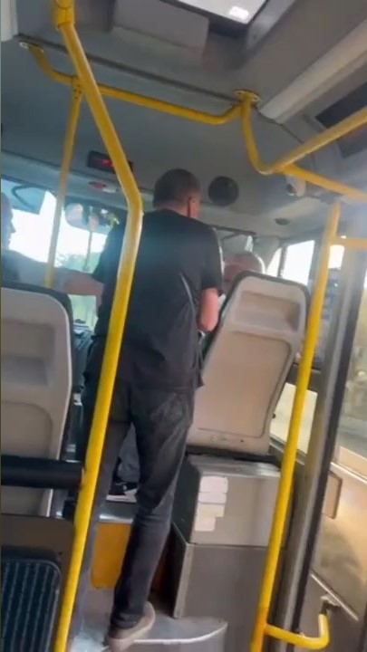 istanbul-fatihte-minibuste-ayagima-ba-824738-244352.jpg