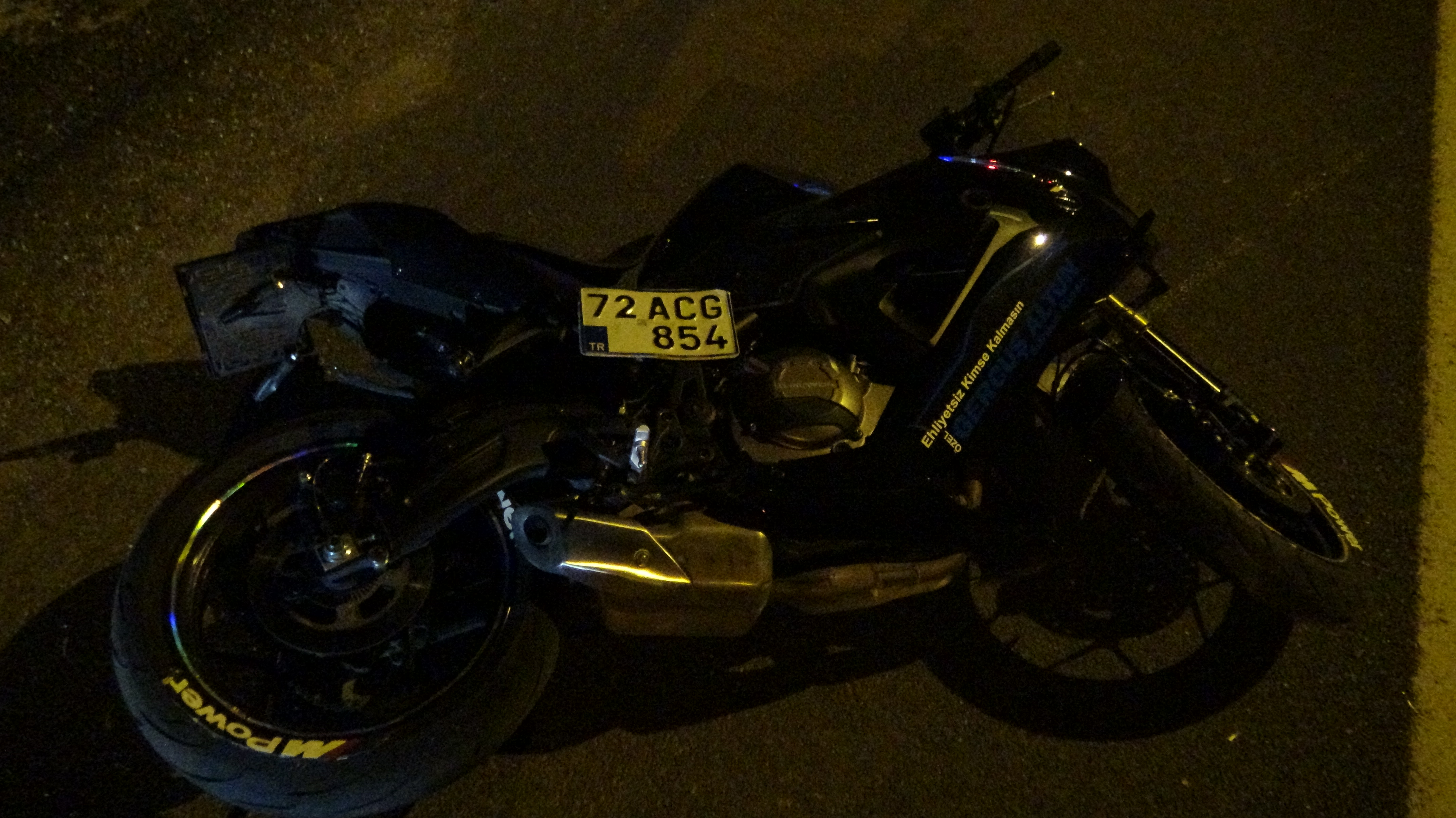 aydinlatma-diregine-carpan-motosikletin-835970-247763.jpg