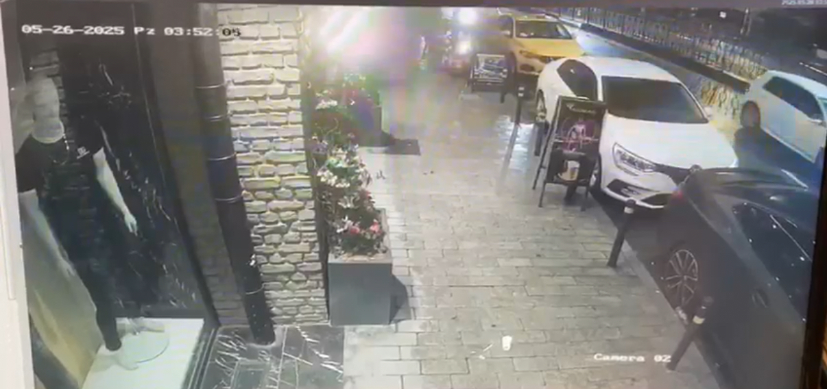 istanbul-atasehirde-oto-galeriye-kala-826711-244962.jpg