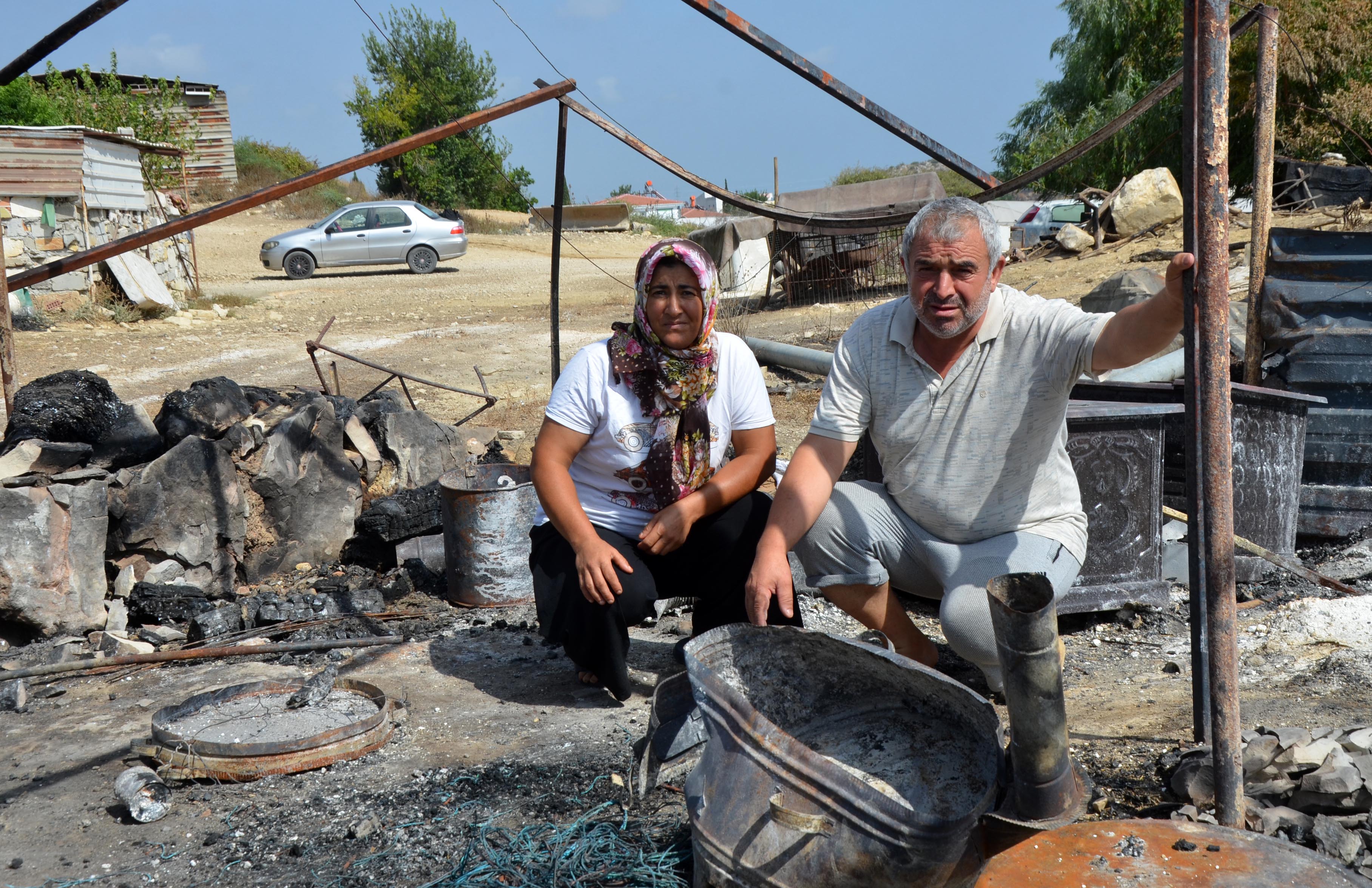 evlerinde-cikan-yanginda-90-bin-lira-bir-840543-249160.jpg